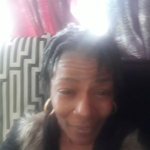 Meet your Posher, Sheila